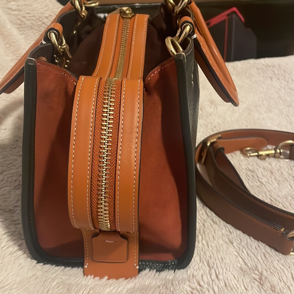 Coach Rogue 25 - Picture 4 of 8